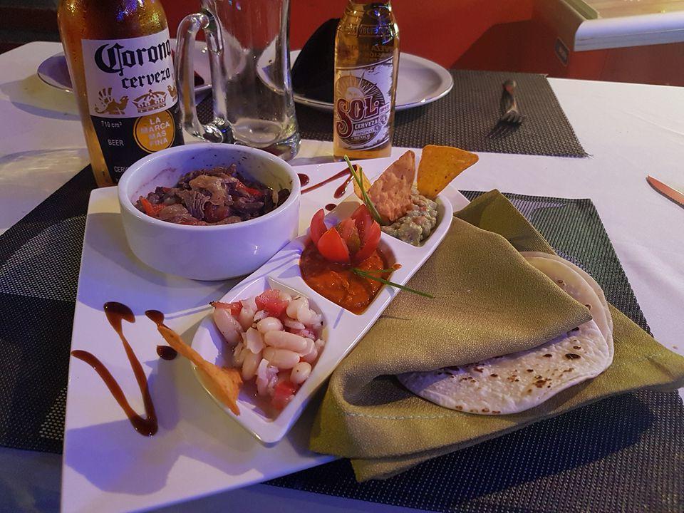 Veintiocho de Noviembre Hotel Posada Las Lengas מראה חיצוני תמונה